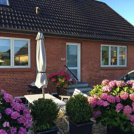 Hannas B&B - 51 M2 กรินด์สเตด ภายนอก รูปภาพ
